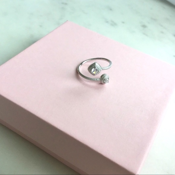 Clearance Sale $20! Sterling Silver Cz Ring - Picture 14 of 16